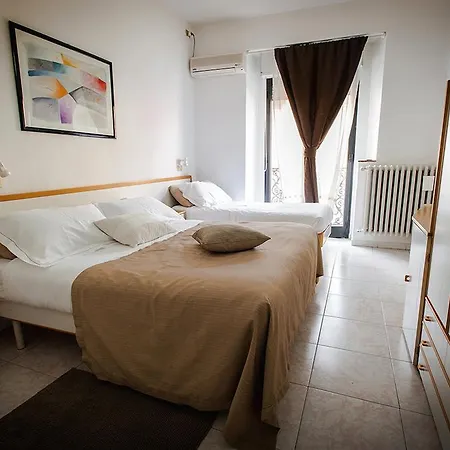 Dante Hotel 3*