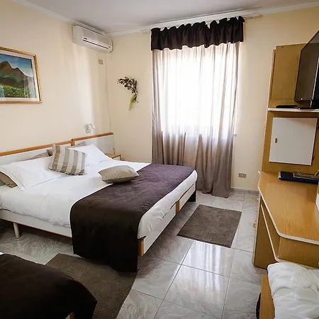 Hotel Dante Lavello